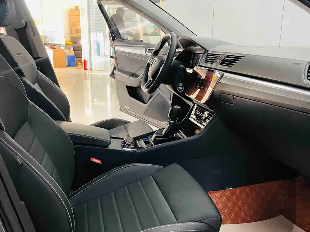 Skoda Superb 2021 из CN, фото 2