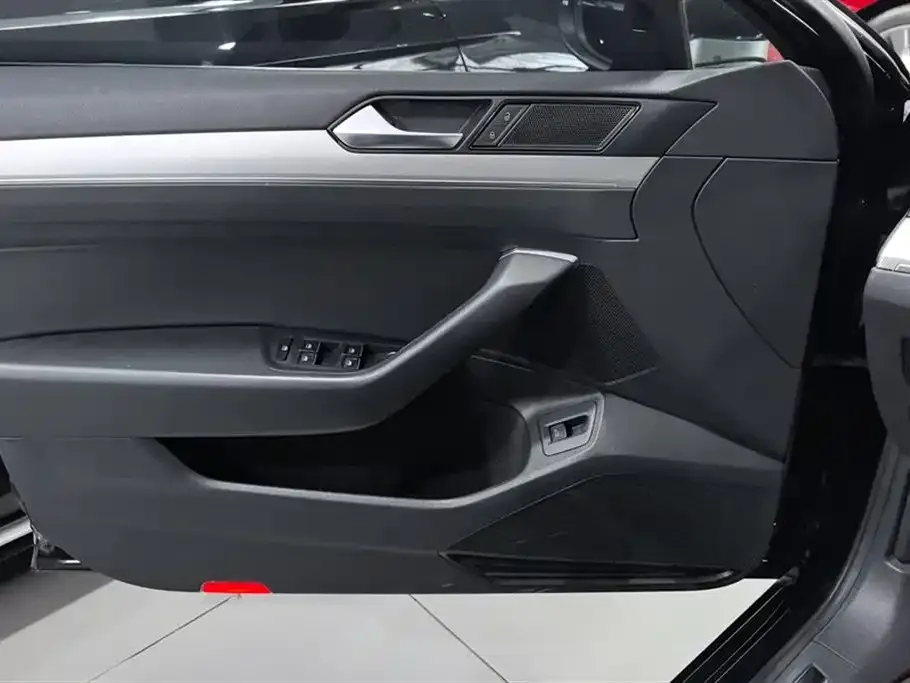 Volkswagen Magotan 2021 из CN, фото 2