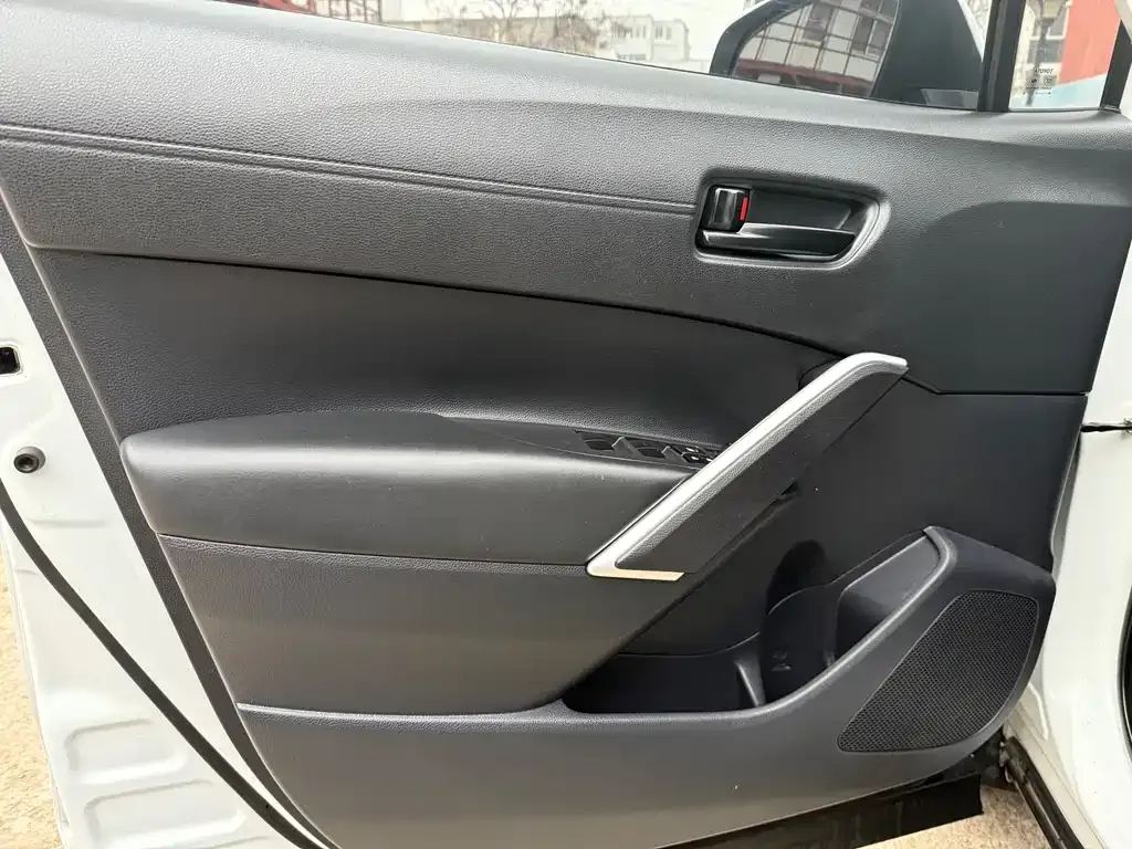 Toyota Frontlander 2024 из CN, фото 4