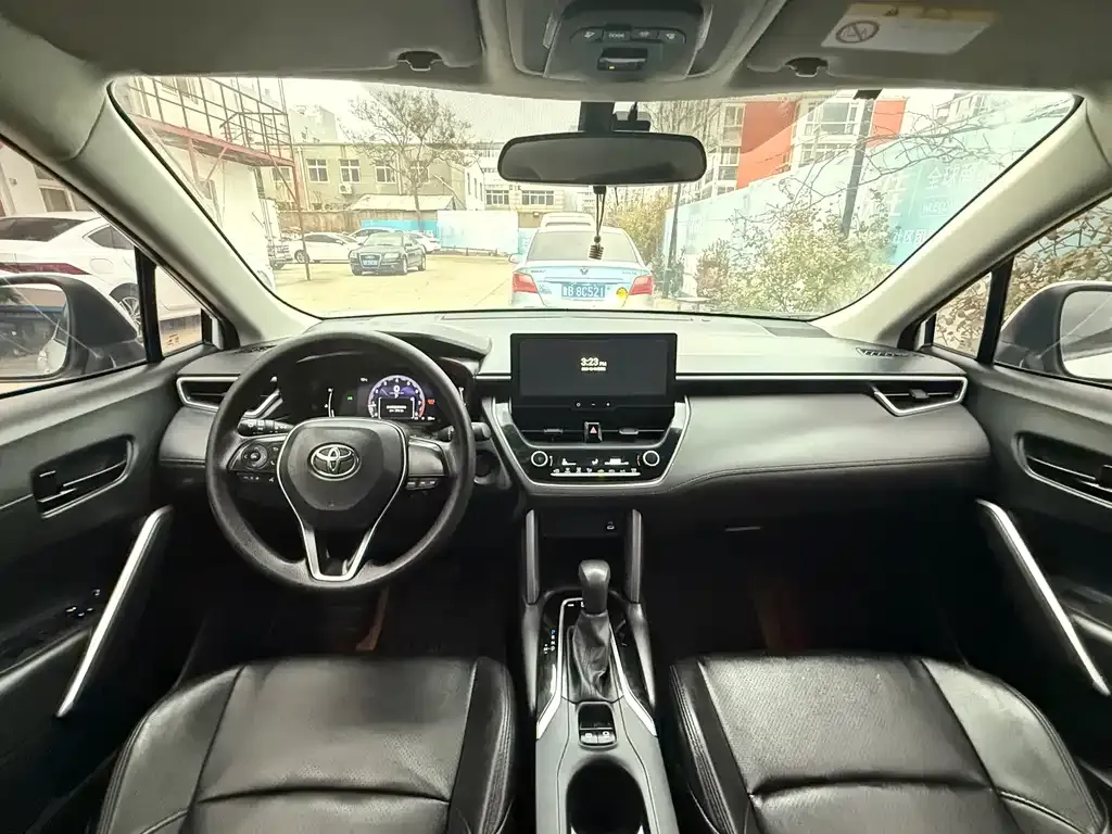Toyota Frontlander 2024 из CN, фото 8