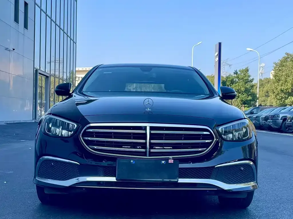 Mercedes-Benz E-Class 2023 из CN, фото 6