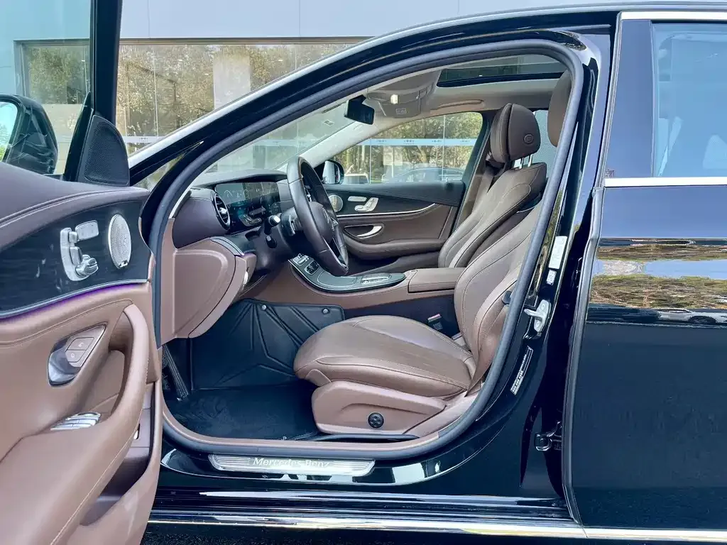 Mercedes-Benz E-Class 2023 из CN, фото 5