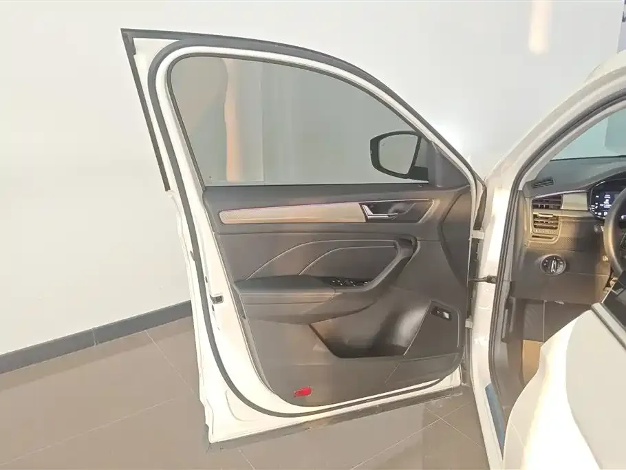 Skoda Kodiaq 2023 из CN, фото 4