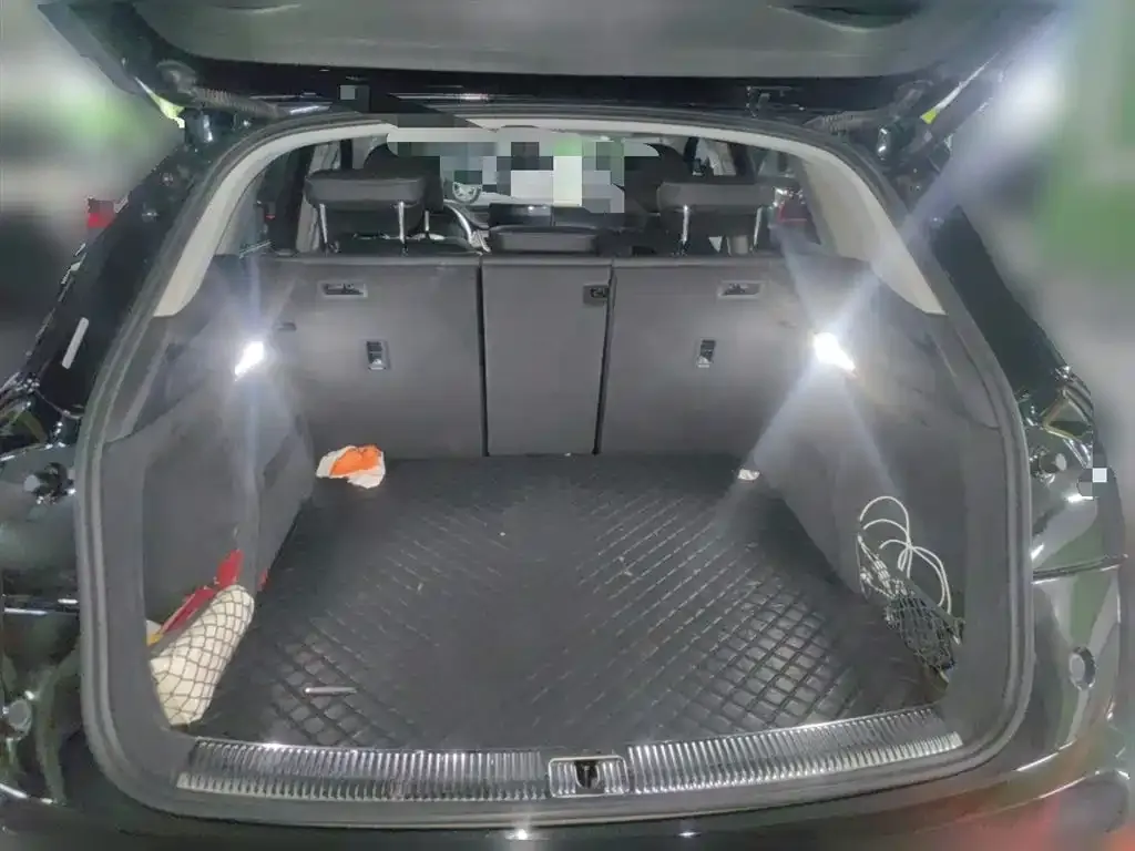 Audi Q5L 2022 из CN, фото 6