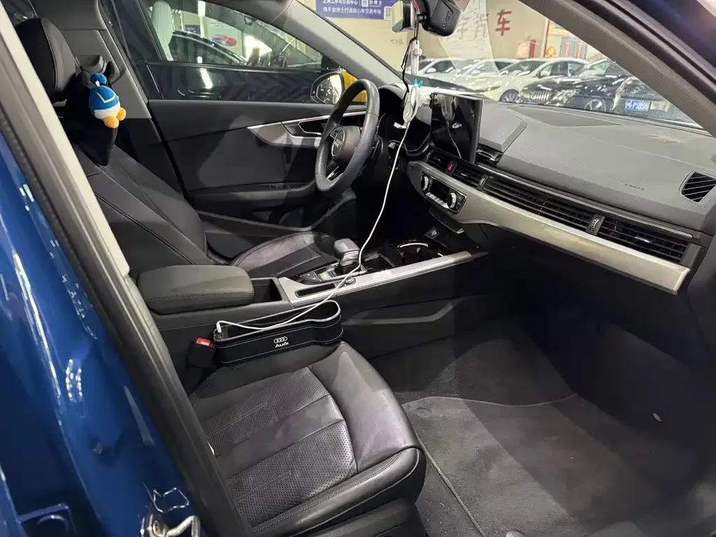 Audi A4 (Import) 2023 из CN, фото 7