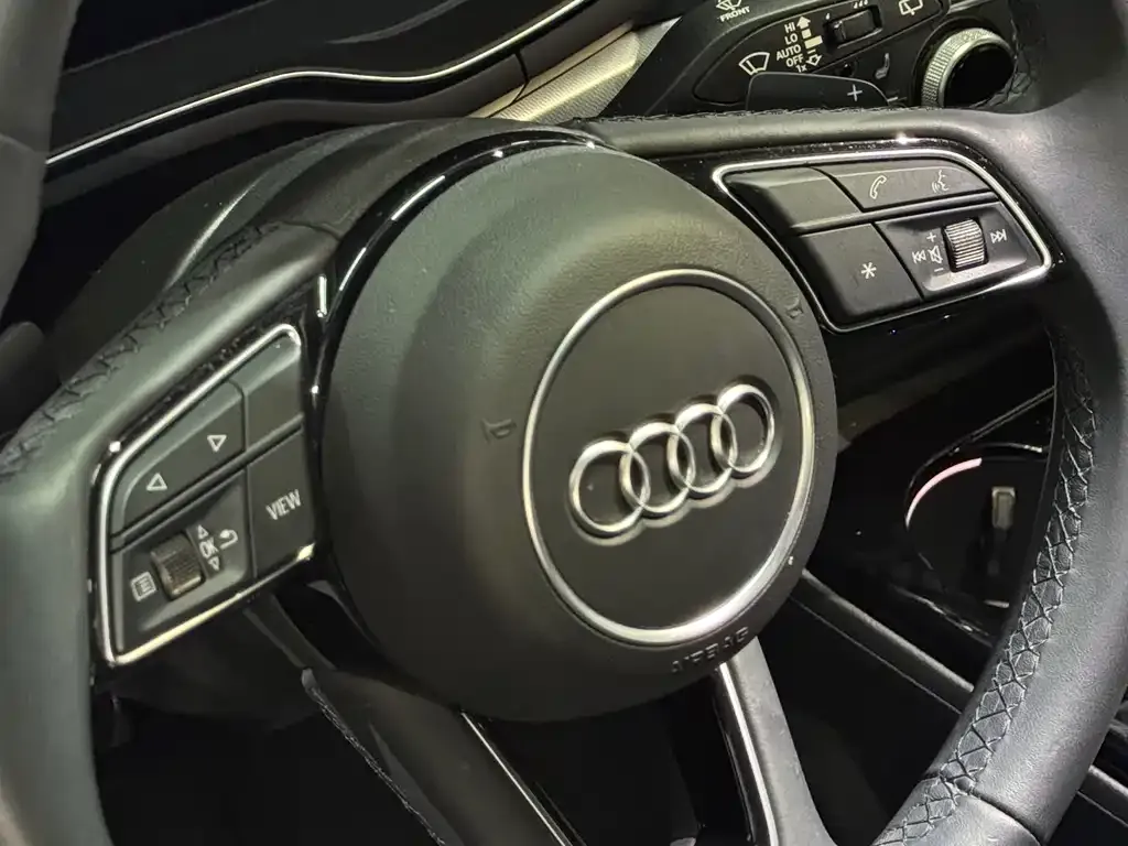 Audi A4 (Import) 2023 из CN, фото 2