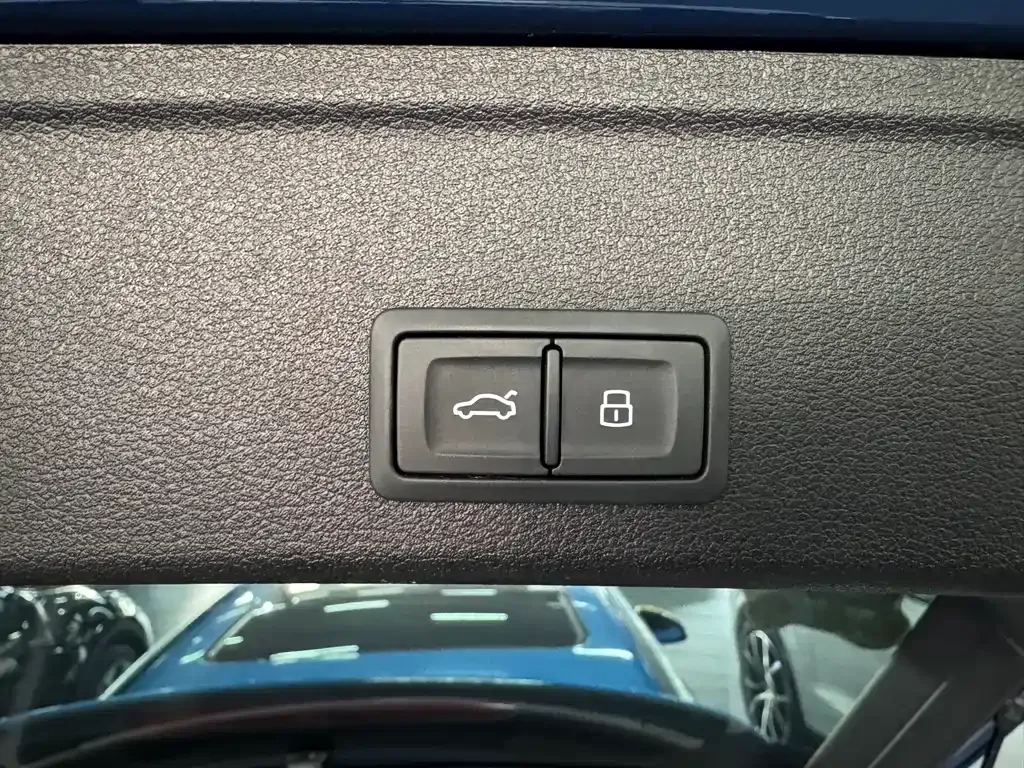 Audi A4 (Import) 2023 из CN, фото 10