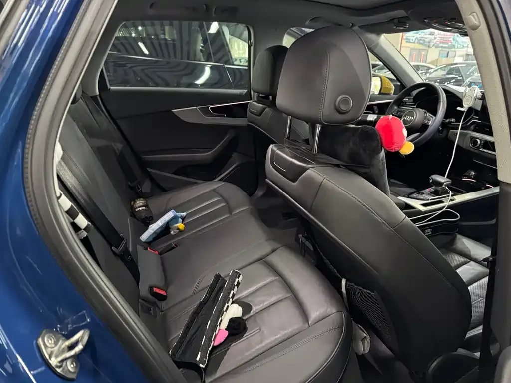 Audi A4 (Import) 2023 из CN, фото 5
