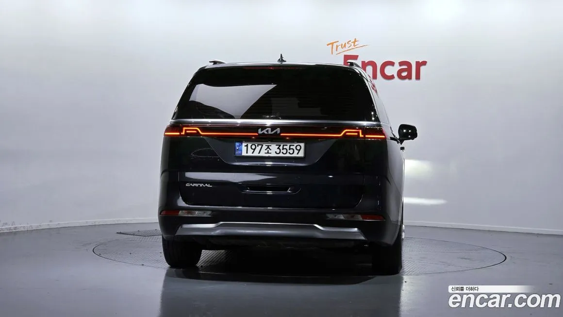 Kia Carnival 2023 из KR, фото 2