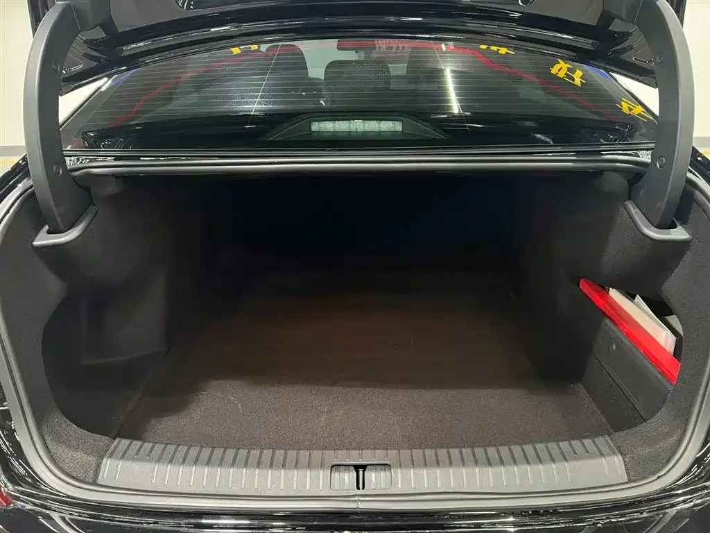Volkswagen Passat — фото 7