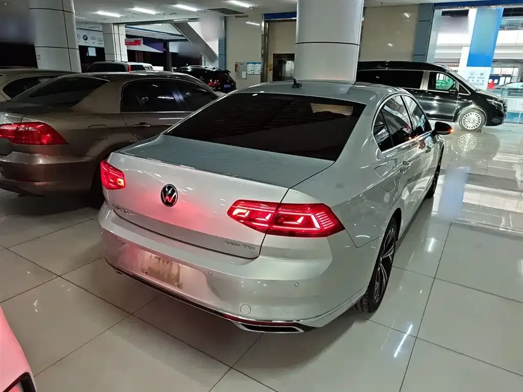 Volkswagen Magotan 2022 из CN, фото 5