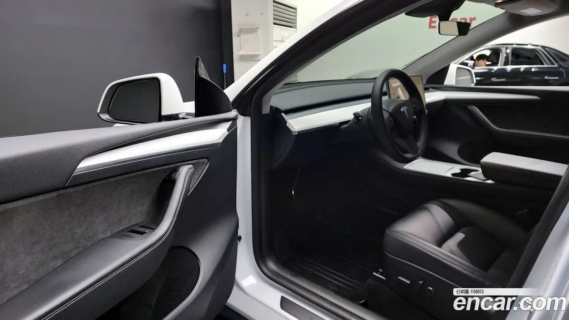 Tesla Model Y 2024 из KR, фото 6