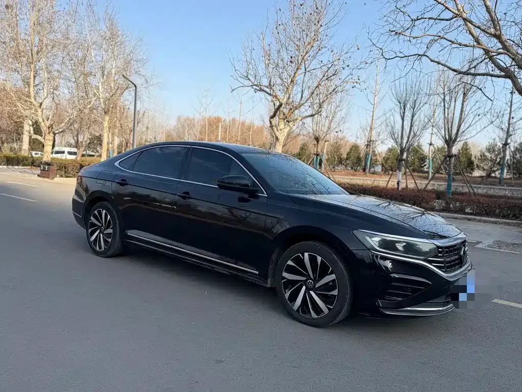 Volkswagen Passat — фото 4