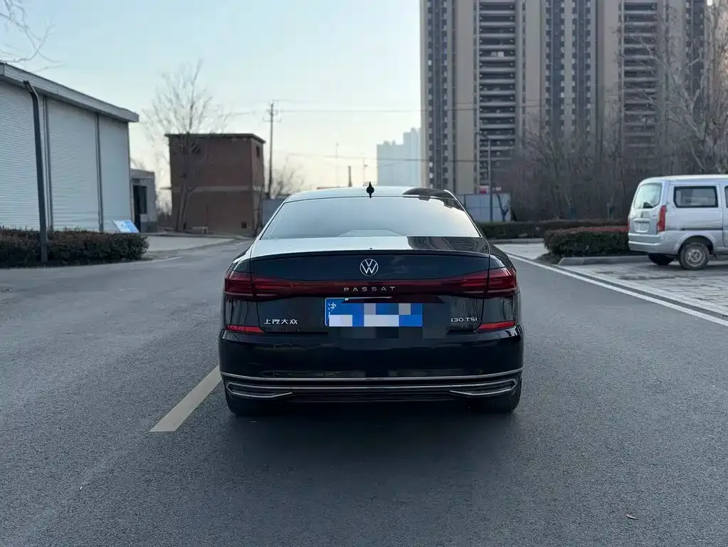 Volkswagen Passat — фото 7