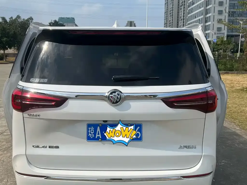 Buick GL8 2021 из CN, фото 2