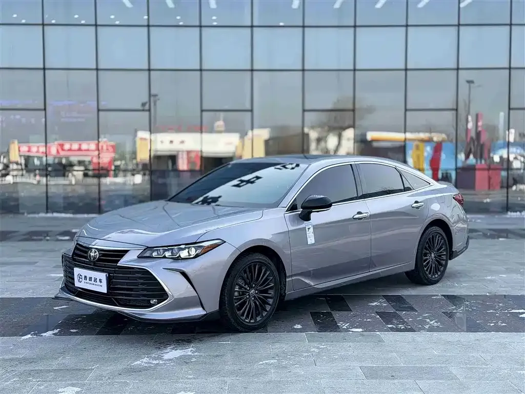 Toyota Avalon 2021 из CN, фото 1