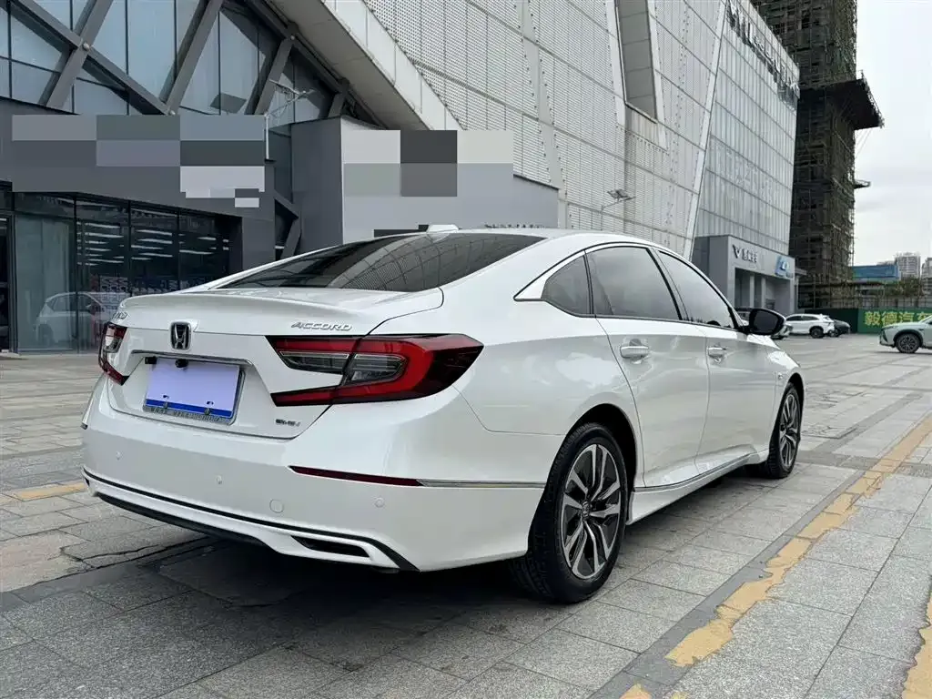 Honda Accord — фото 6