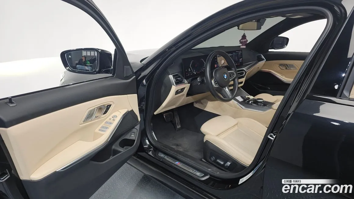 BMW 3-Series 2023 из KR, фото 6