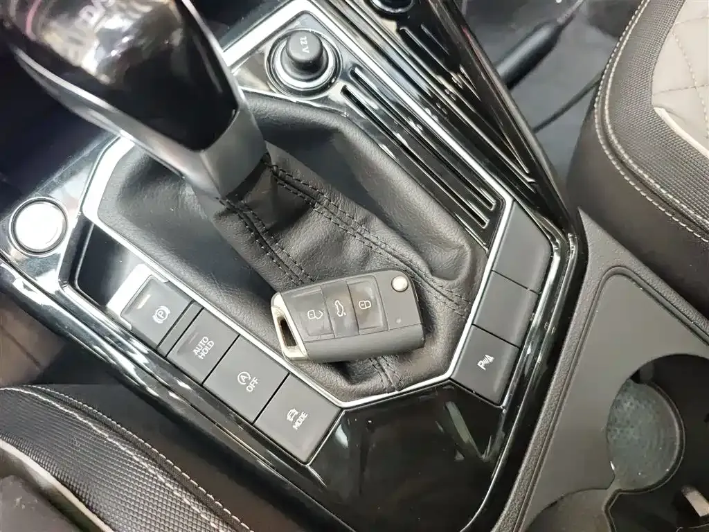 Volkswagen Tayron 2023 из CN, фото 8