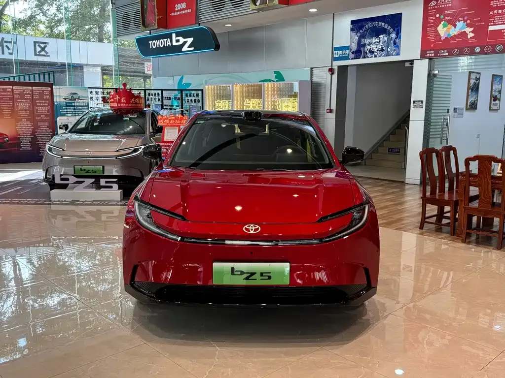 Toyota bZ5 2025 из CN, фото 10