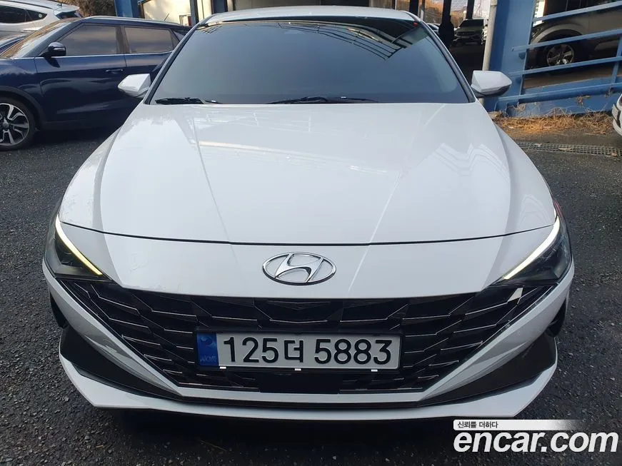 Hyundai AVANTE 2023 из KR, фото 1