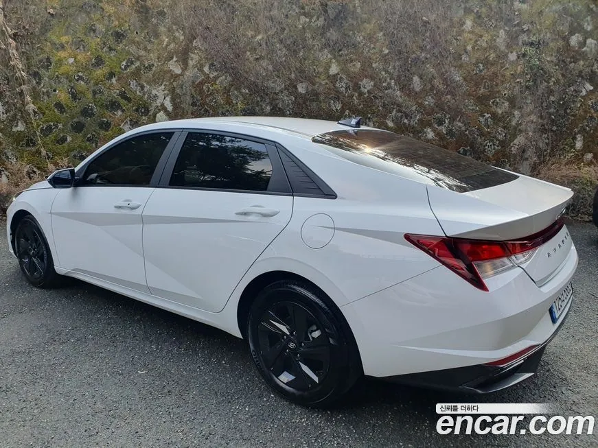 Hyundai AVANTE 2023 из KR, фото 3