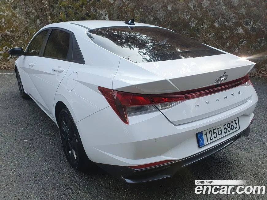 Hyundai AVANTE 2023 из KR, фото 4