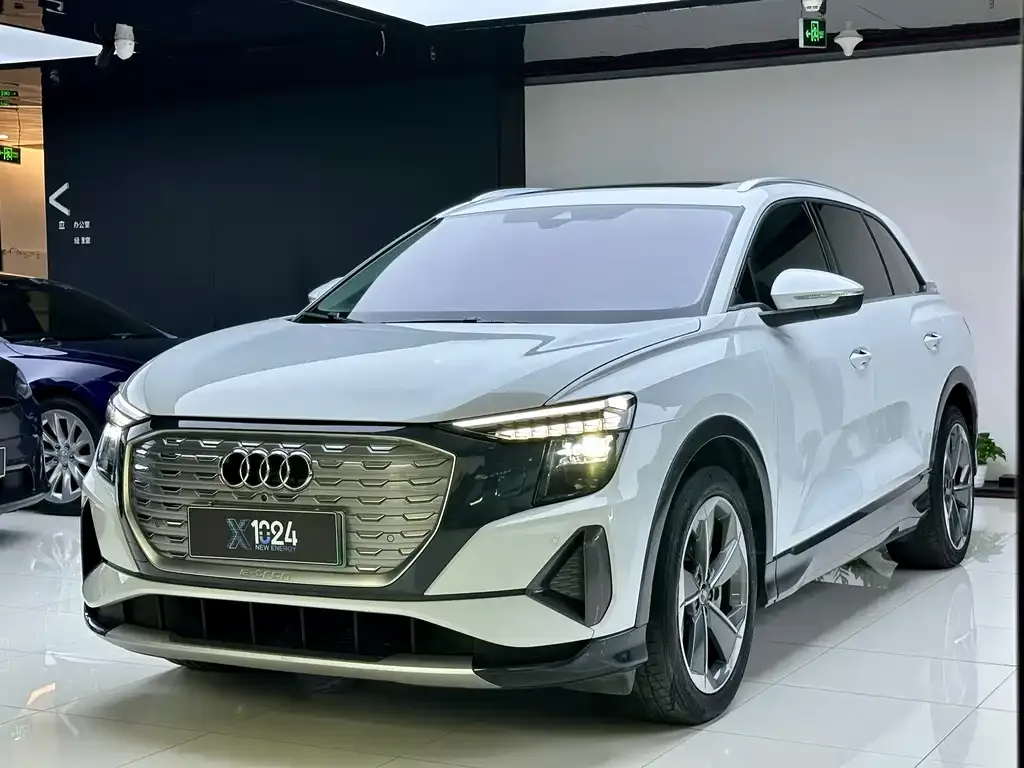 Audi Q5 e-tron 2022 из CN, фото 1