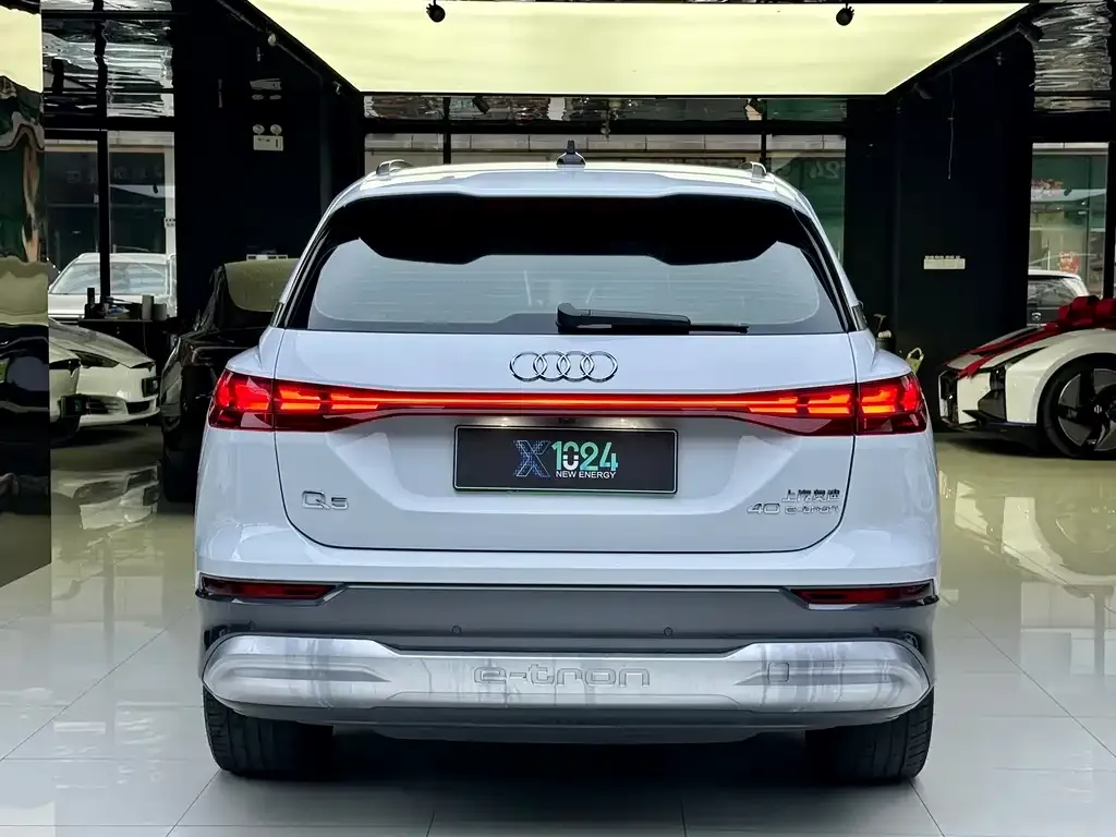 Audi Q5 e-tron 2022 из CN, фото 6