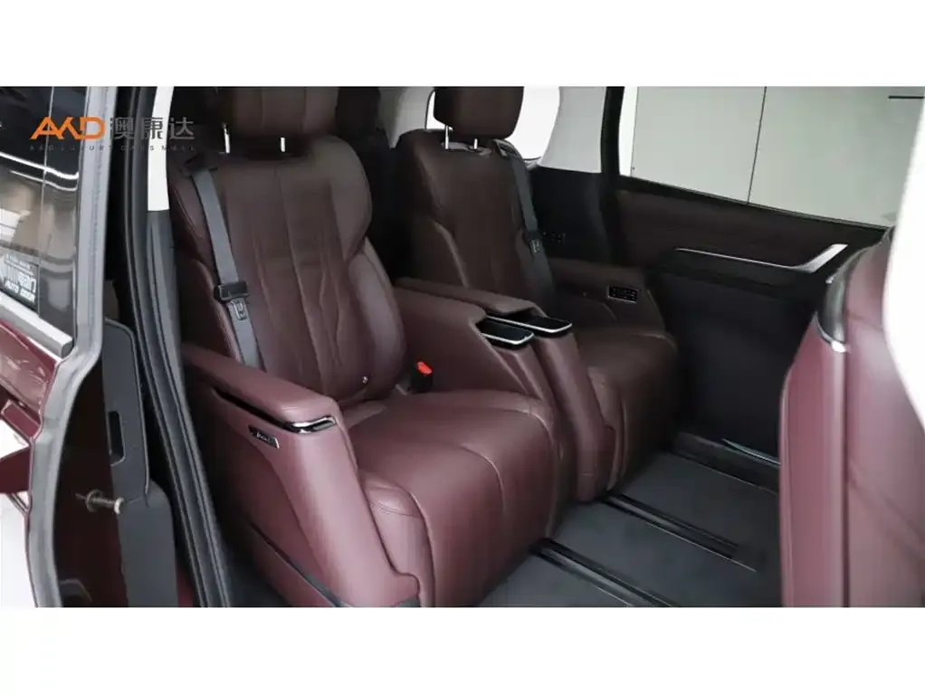 Buick Century 2023 из CN, фото 6