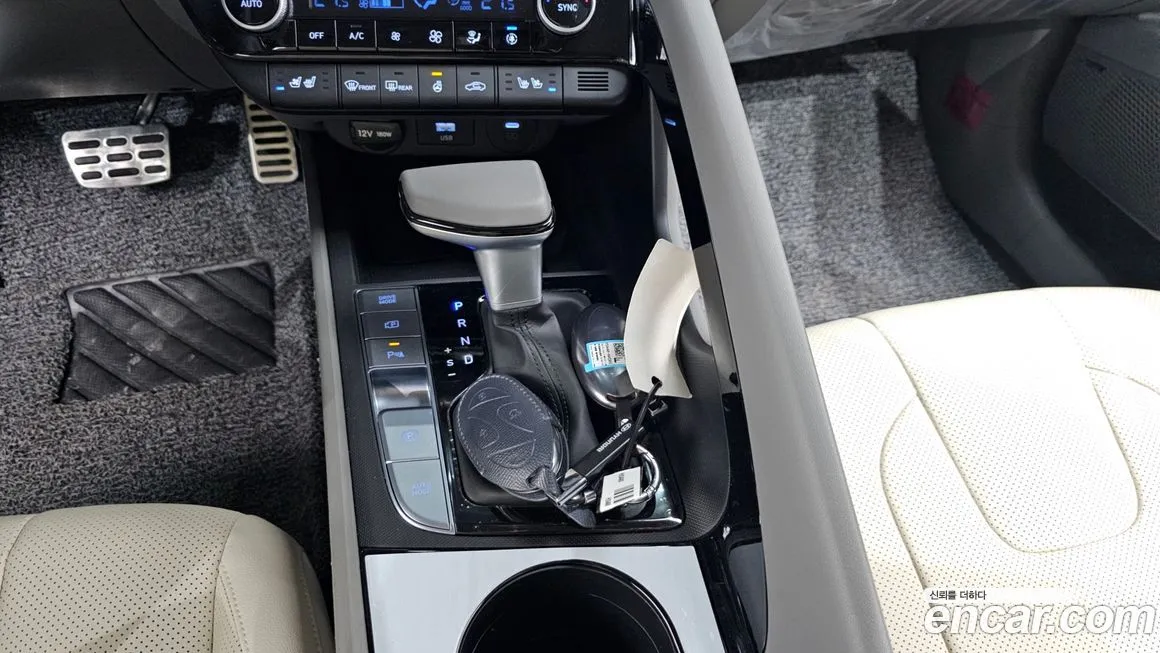 Hyundai AVANTE — фото 9