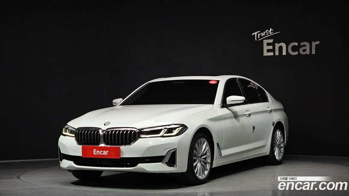 BMW 5-Series 2023 из KR, фото 1