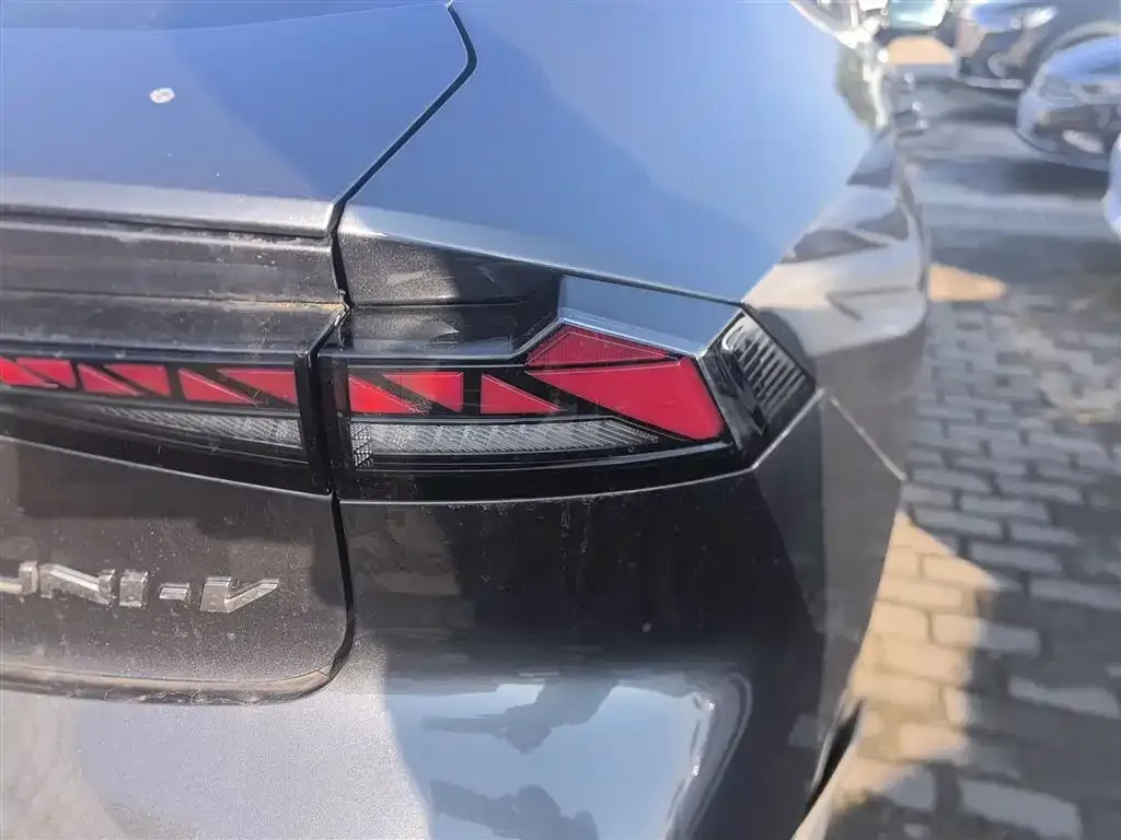 Changan UNI-V 2026 из CN, фото 7