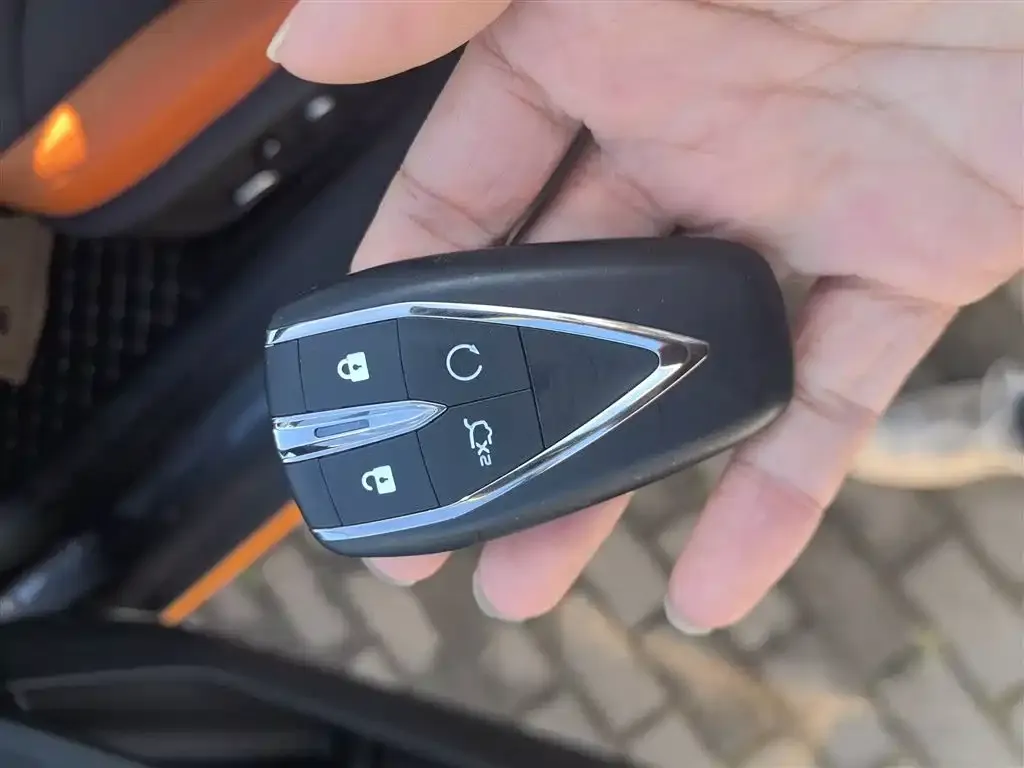 Changan UNI-V 2026 из CN, фото 2