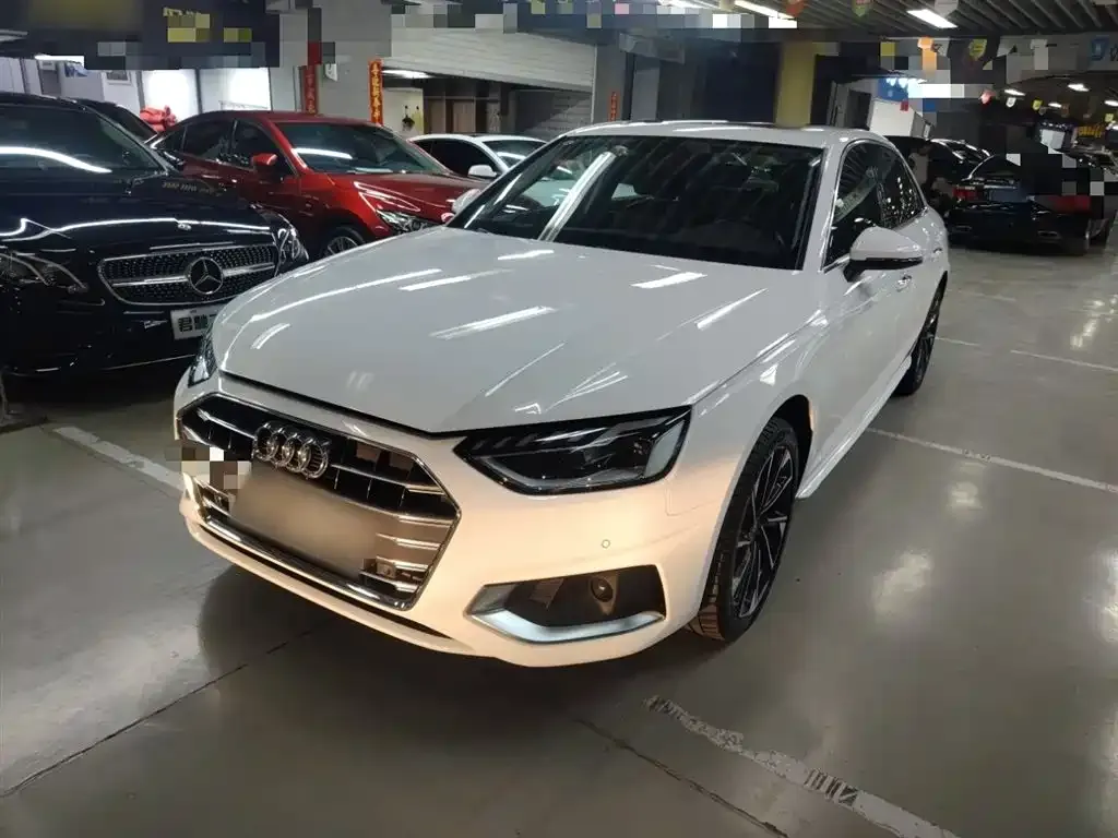 Audi A4L 2022 из CN, фото 8