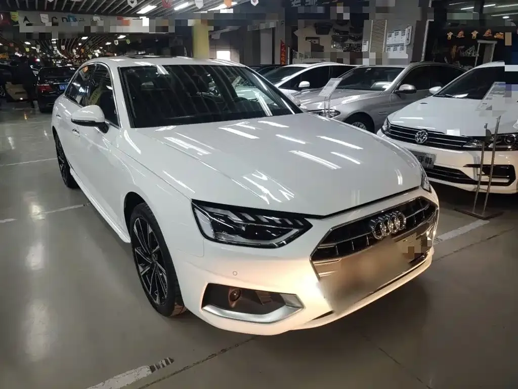 Audi A4L 2022 из CN, фото 7