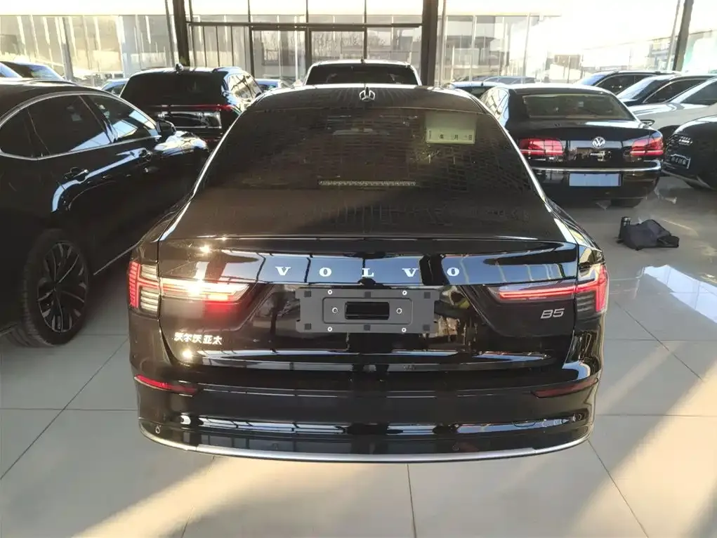 Volvo S90 2025 из CN, фото 6