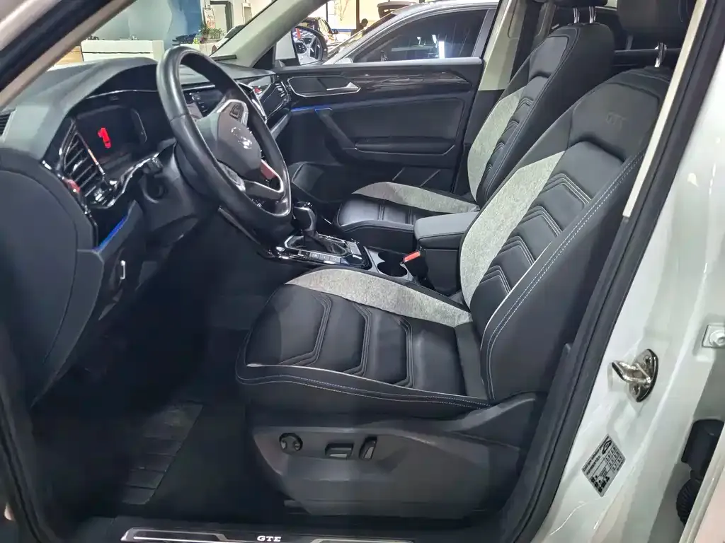 Volkswagen GTE PHEV 2023 из CN, фото 8