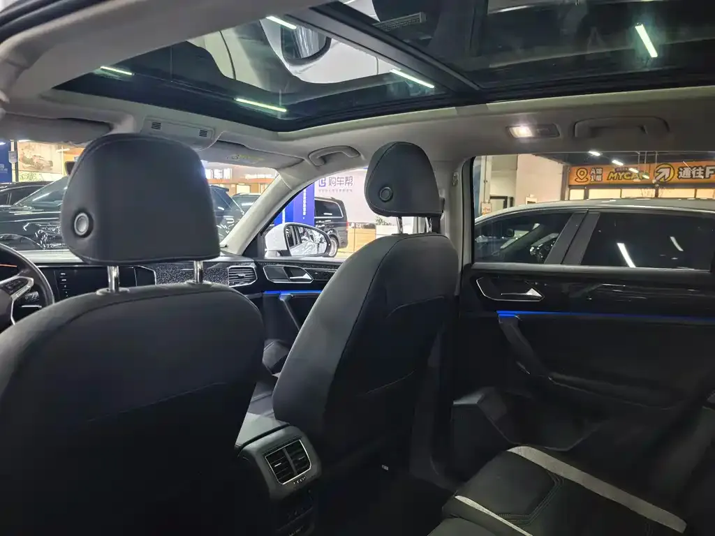 Volkswagen GTE PHEV 2023 из CN, фото 3