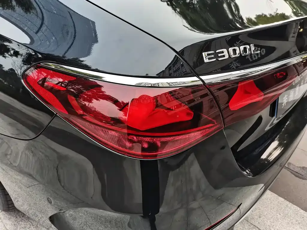 Mercedes-Benz E-Class 2024 из CN, фото 3