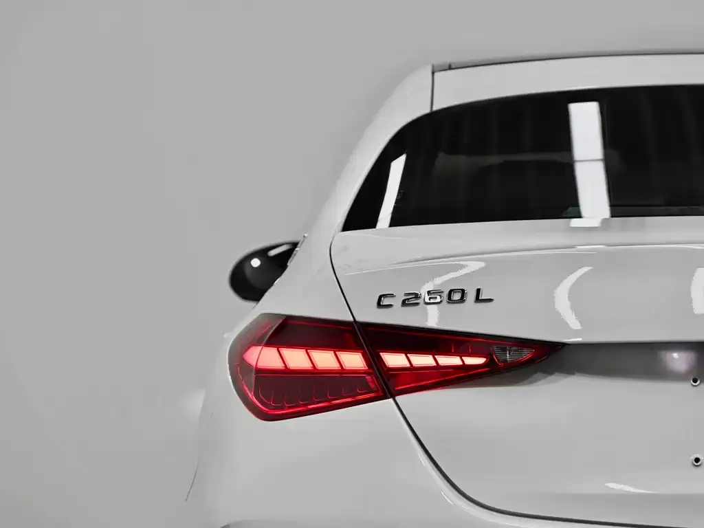 Mercedes-Benz C-Class 2024 из CN, фото 8