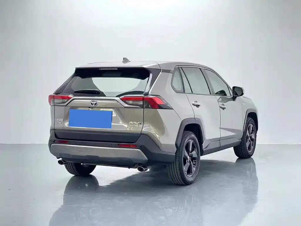 Toyota RAV4 2022 из CN, фото 3