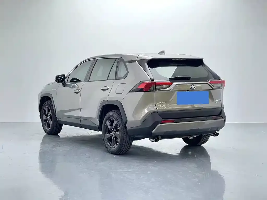 Toyota RAV4 2022 из CN, фото 2