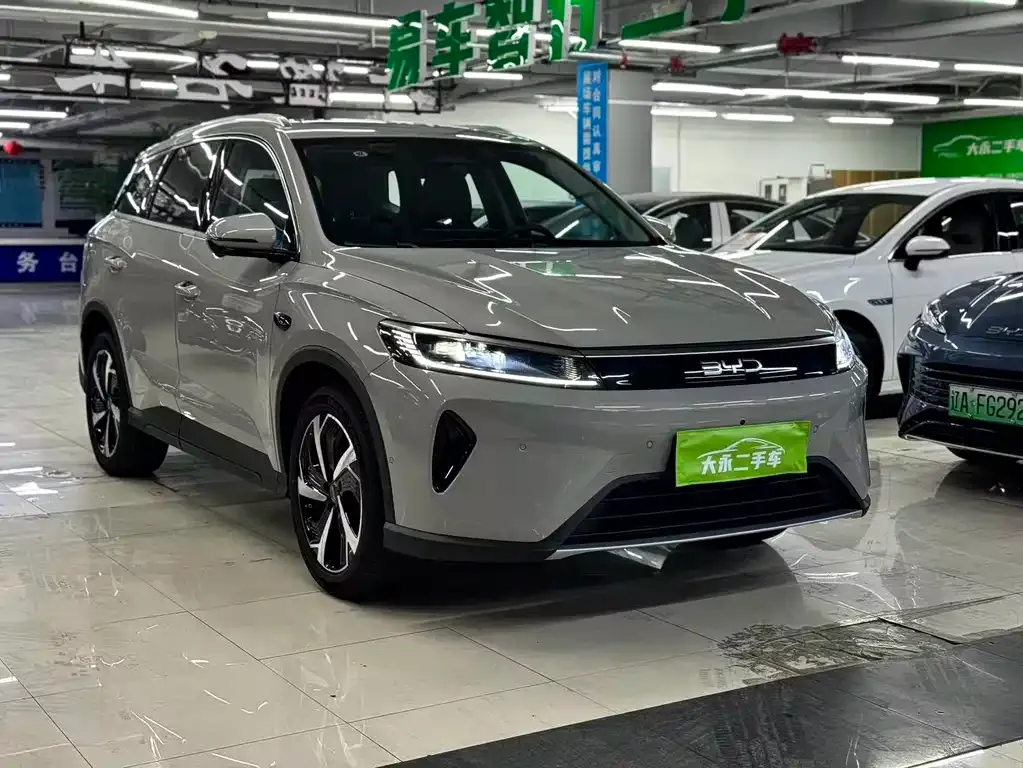 BYD Seal 05 DM-i 2025 из CN, фото 1