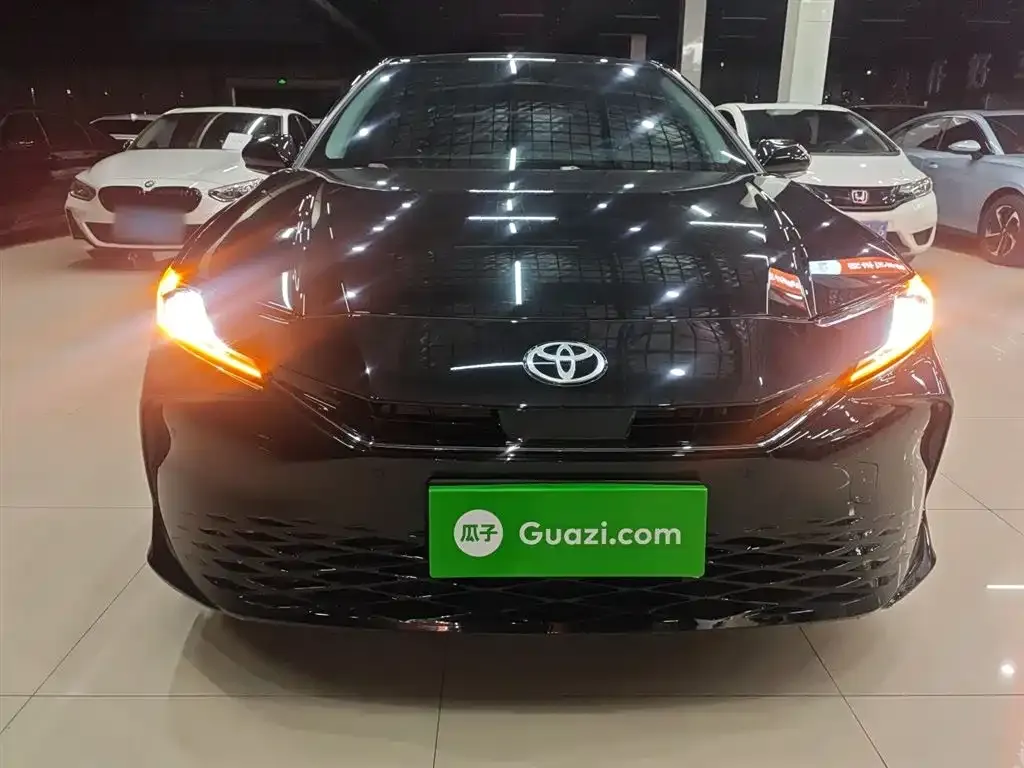 Toyota Camry 2025 из CN, фото 4