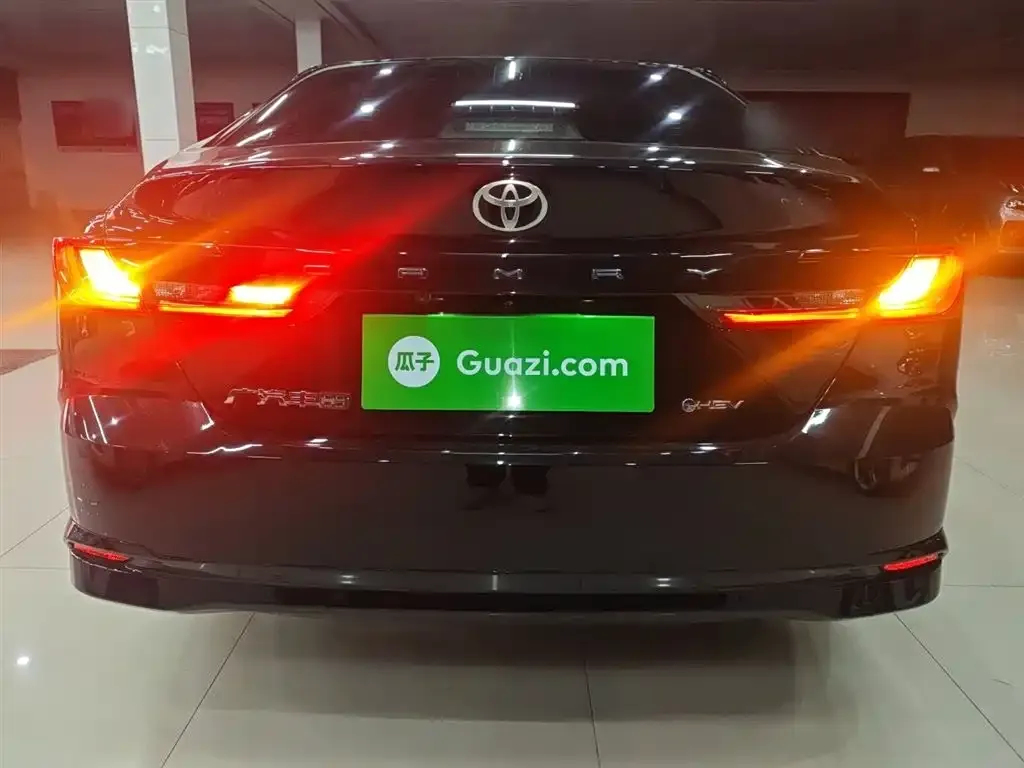 Toyota Camry 2025 из CN, фото 2