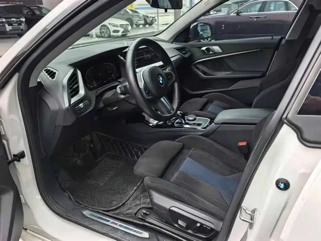 BMW 2 Series (Import) 2023 из CN, фото 5