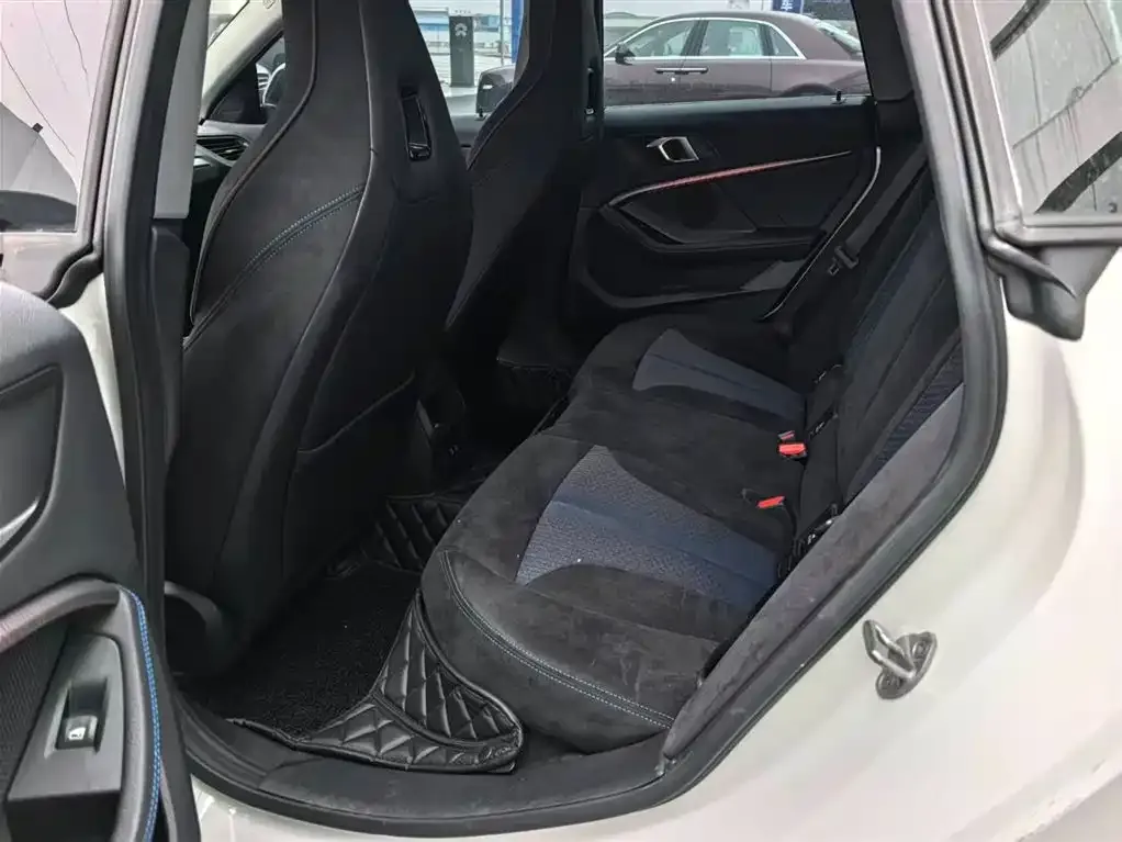 BMW 2 Series (Import) 2023 из CN, фото 4
