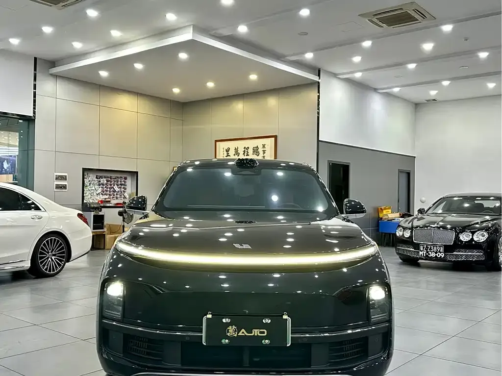Li Auto L8 2023 из CN, фото 3