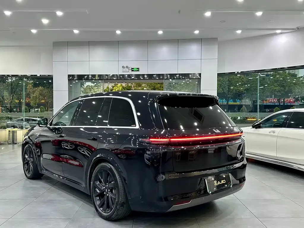 Li Auto L8 2023 из CN, фото 4